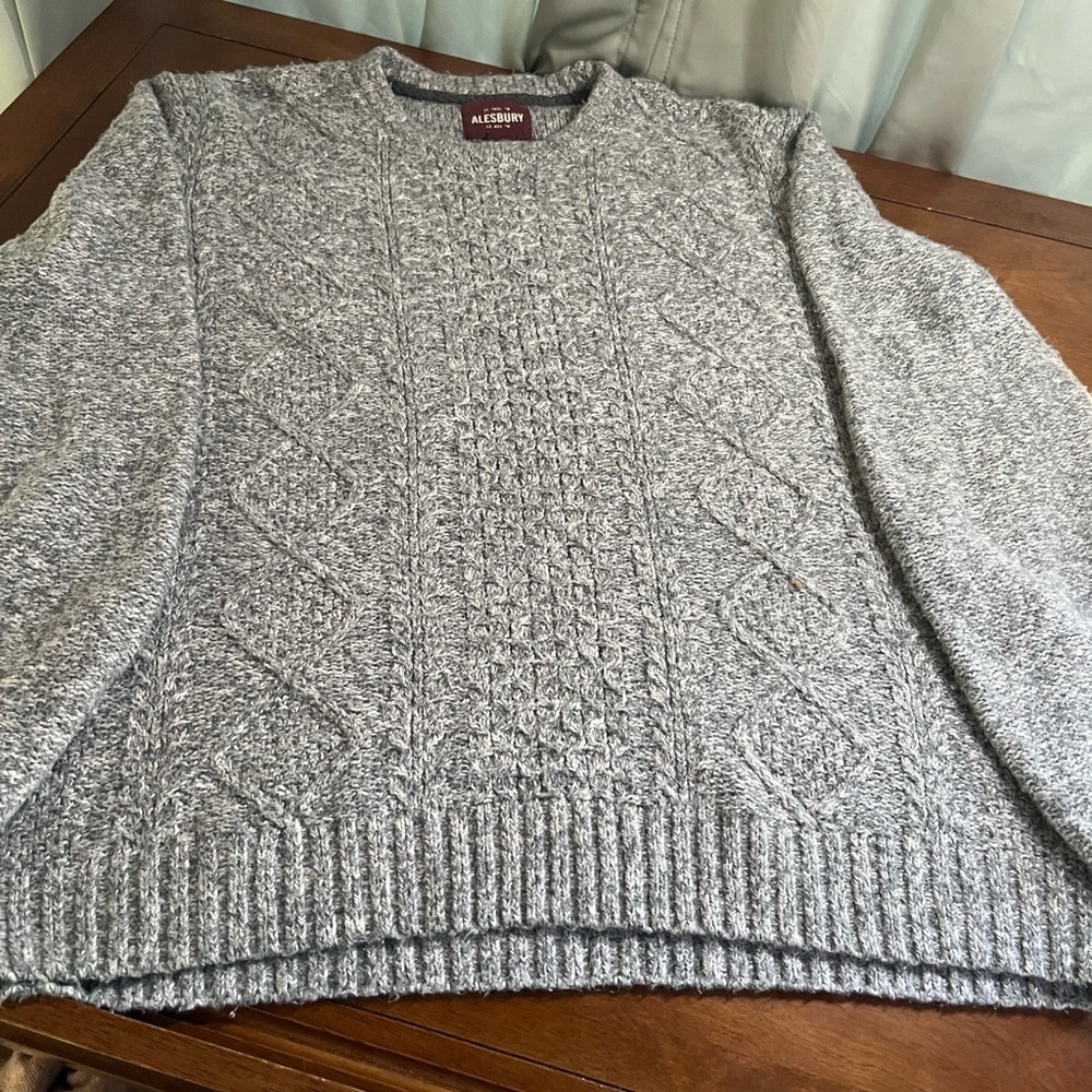 Alesbury  Men's Gray Cable Knit Sweater Large